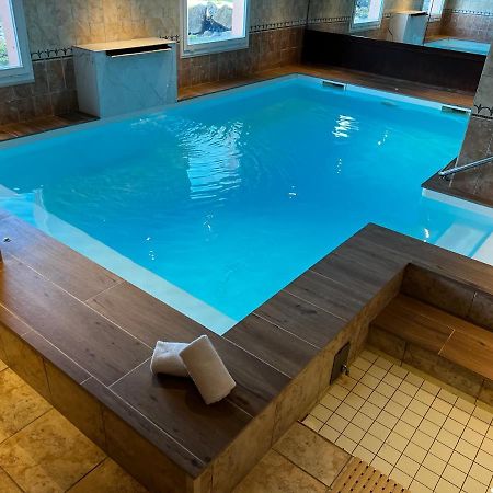 Hotel Le Рикевир Экстерьер фото