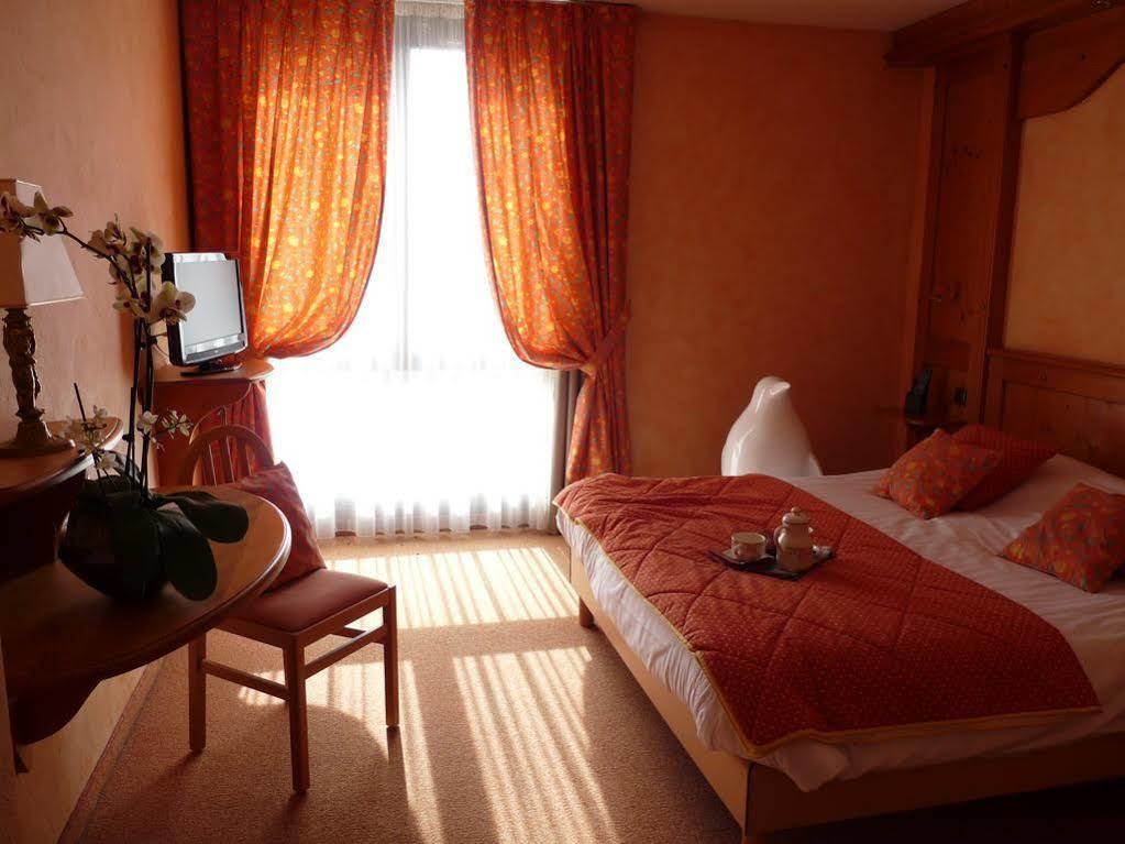 Hotel Le Рикевир Экстерьер фото